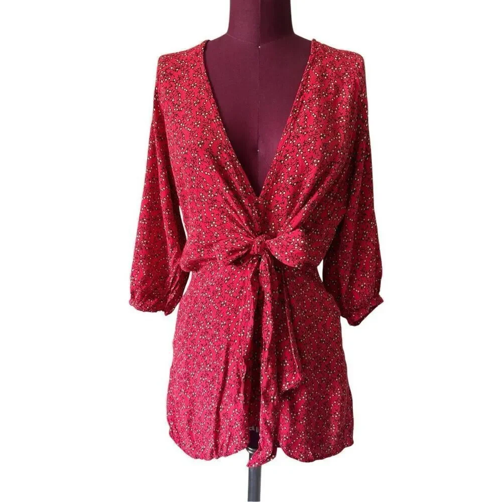 Free People Clara Tie Tunic Dress‎ size S Red Ditsy Floral Red Wrap Mini Peasant